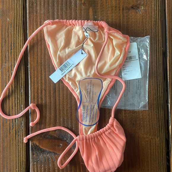 MONICA HANSEN BEACHWEAR LAZY DAYS BIKINI BOTTOMS NWT IN RIBBED CORAL - Picture 12 of 14